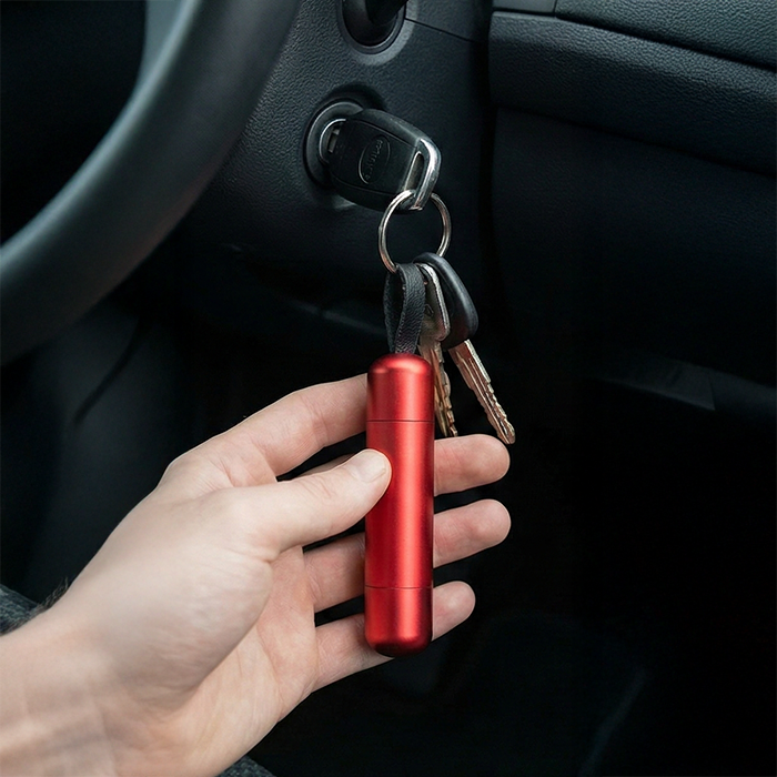 Safekey binnen handbereik in de auto