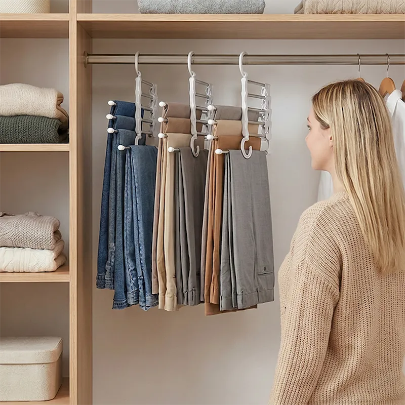 Overzichtelijke en rustige kledingkast