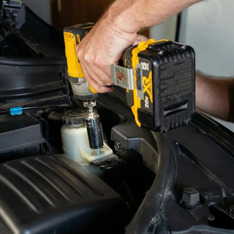 SuperSocket bespaart 12 kilo aan metaal